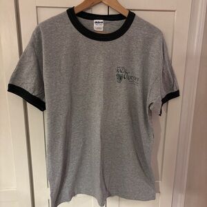 Gildan Gray Irish Pub T-Shirt